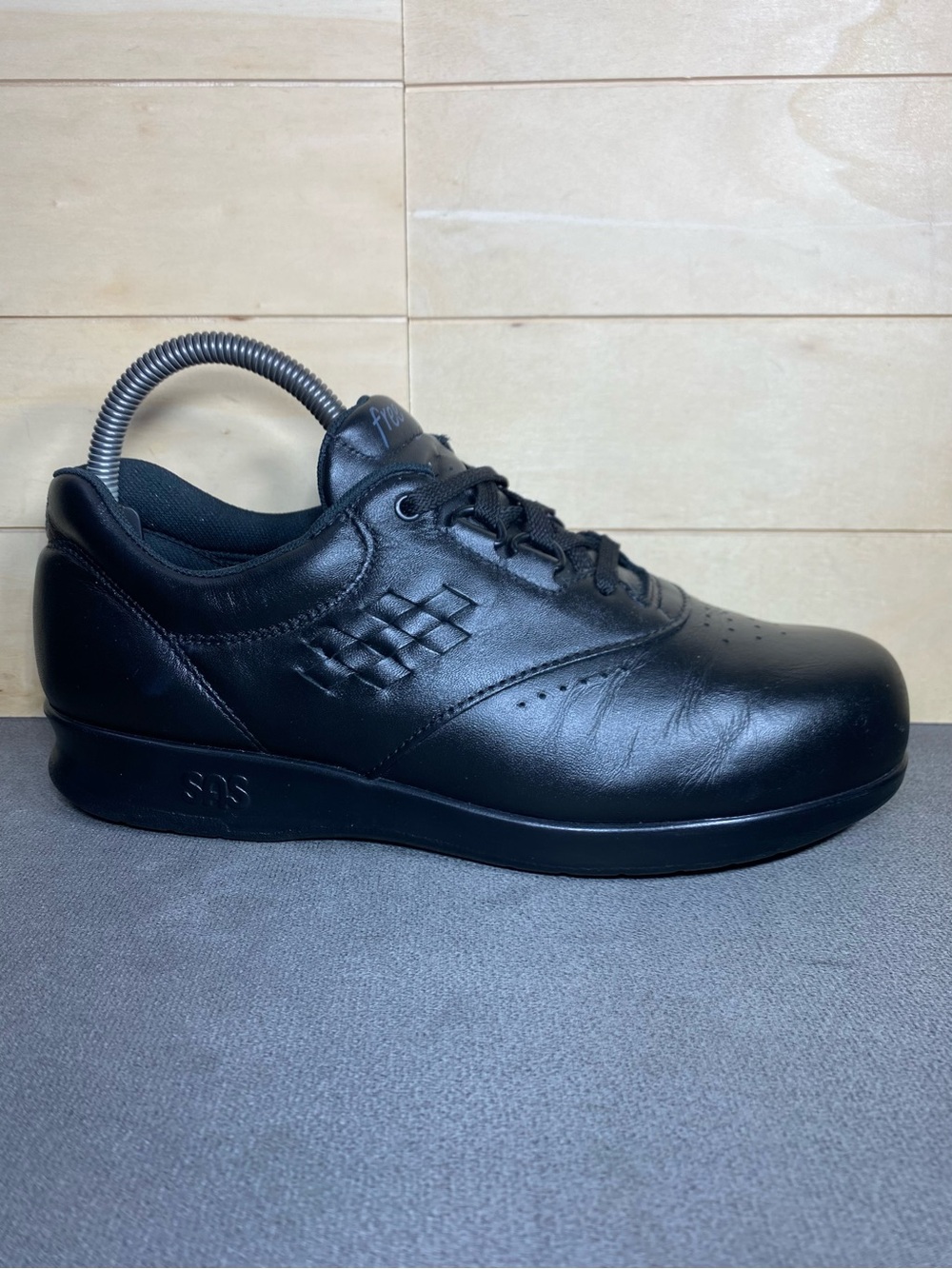 SAS Free Time Black Leather Women's Size 7 W Shoes Tripad Comfort